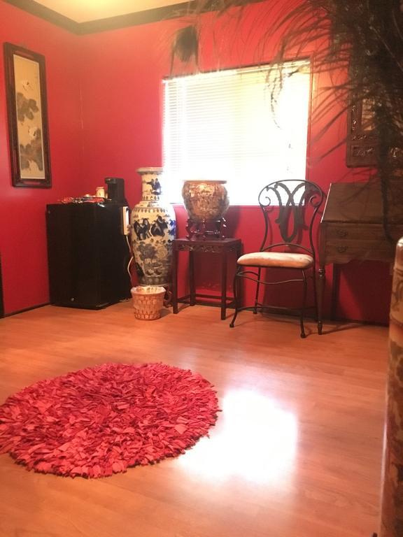 Shady Lady Bed And Breakfast Scottys Junction 외부 사진
