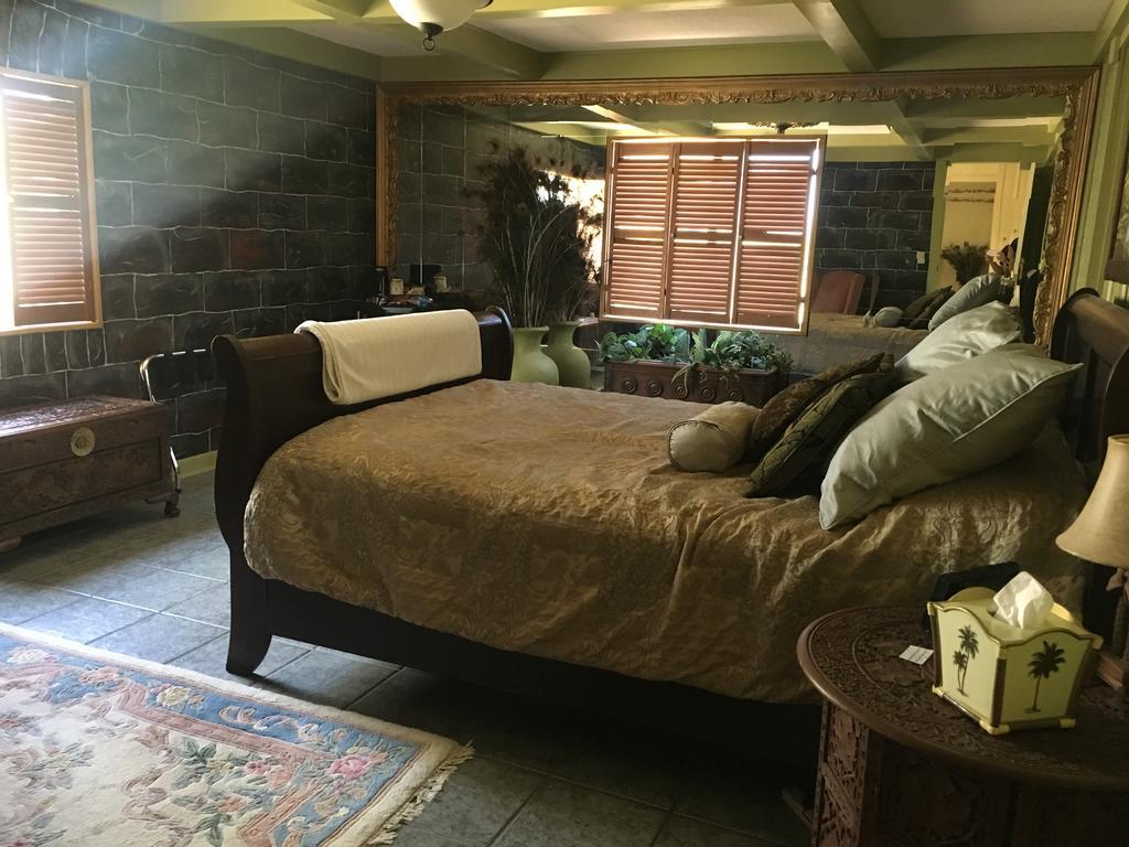 Shady Lady Bed And Breakfast Scottys Junction 외부 사진